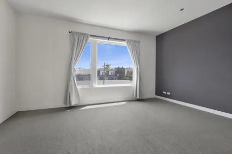 2639 North Hamlin Avenue Chicago IL 60647