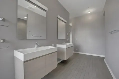 2639 North Hamlin Avenue Chicago IL 60647
