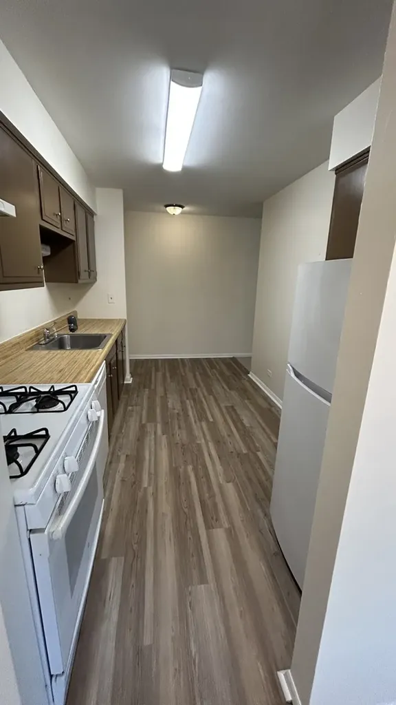 3100 Roberts Drive Woodridge IL 60517