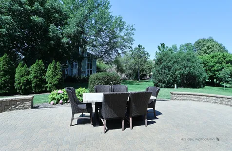 898 Lakeridge Court Aurora IL 60502