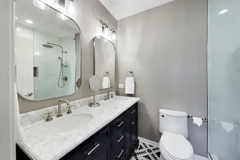 1005 North Kingsbury Street Chicago IL 60610