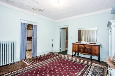 6646 South Minerva Avenue Chicago IL 60637