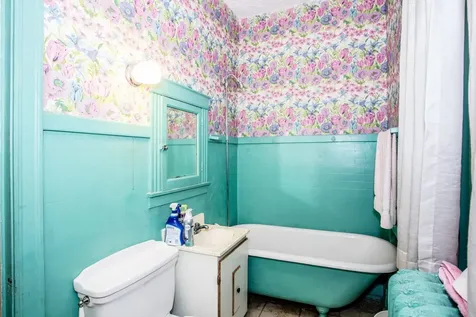 6646 South Minerva Avenue Chicago IL 60637