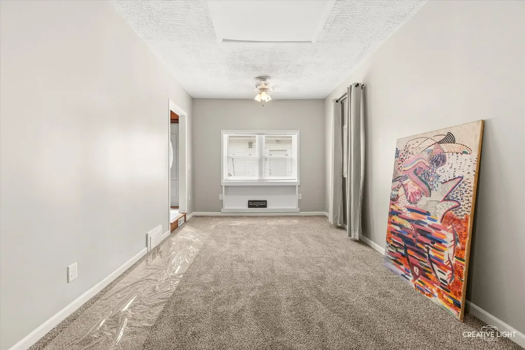 203 South Rosedale Avenue Aurora IL 60506