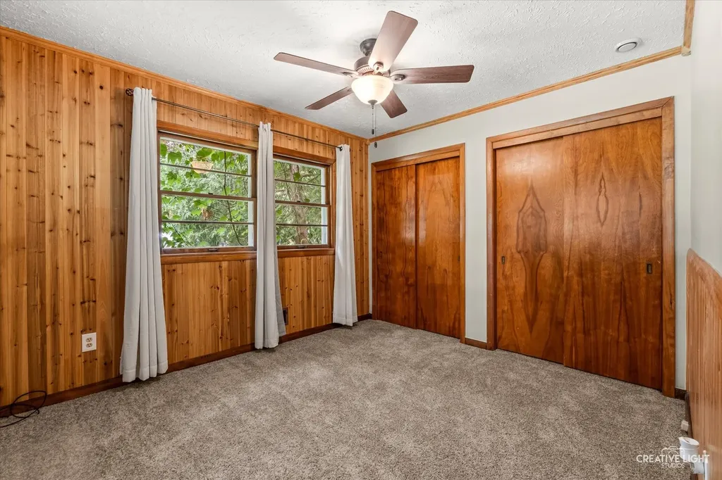 203 South Rosedale Avenue Aurora IL 60506
