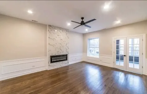 5826 South Michigan Avenue Chicago IL 60637