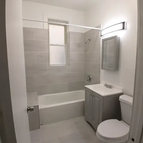 4058 West Hirsch Street Chicago IL 60651
