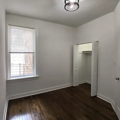 4058 West Hirsch Street Chicago IL 60651