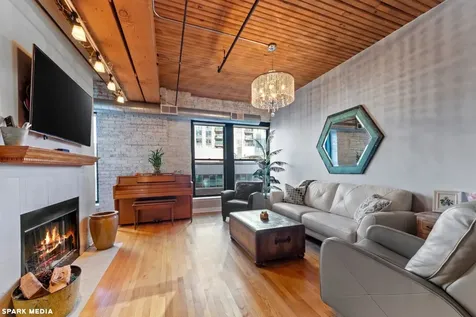 411 West Ontario Street Chicago IL 60654