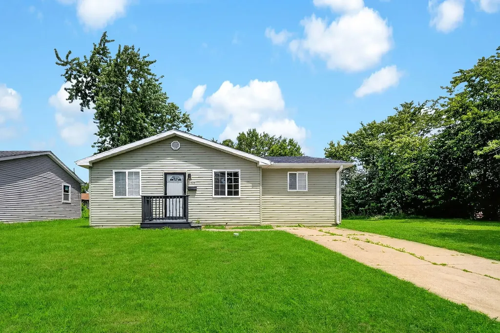 1520 Congress Lane Ford Heights IL 60411