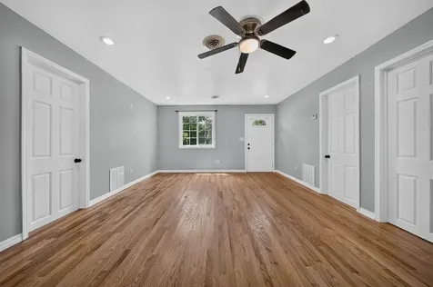 1520 Congress Lane Ford Heights IL 60411