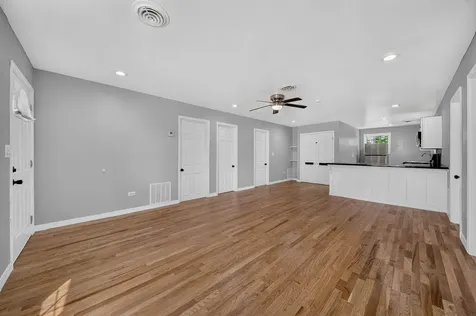1520 Congress Lane Ford Heights IL 60411