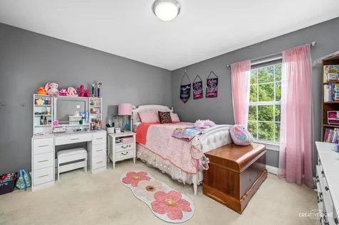 488 Gray Avenue Elburn IL 60119