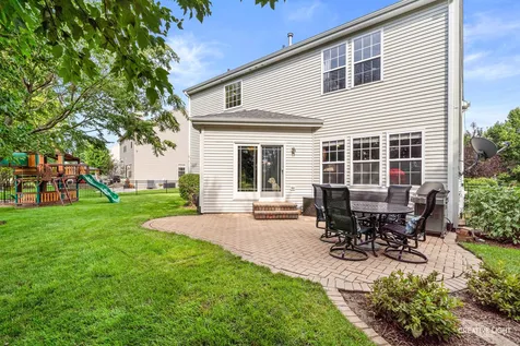 488 Gray Avenue Elburn IL 60119