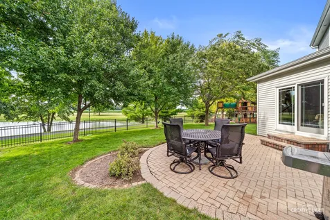 488 Gray Avenue Elburn IL 60119
