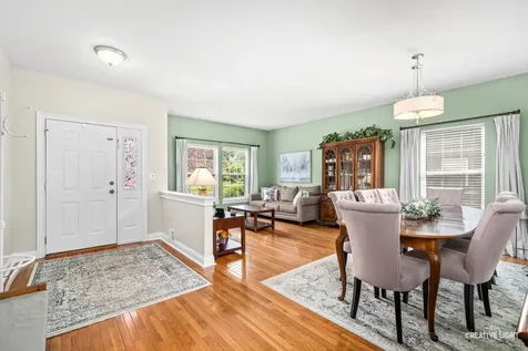 488 Gray Avenue Elburn IL 60119