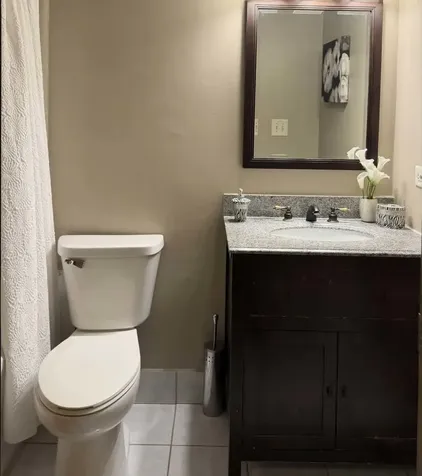 2678 Woodview Court Waukegan IL 60087