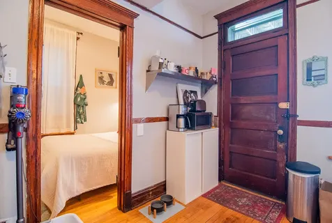 883 North Marshfield Avenue Chicago IL 60622