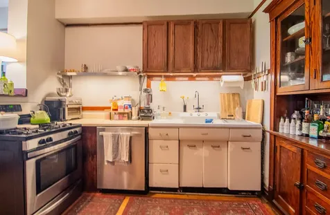 883 North Marshfield Avenue Chicago IL 60622