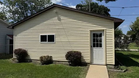 214 East Seminole Street Dwight IL 60420