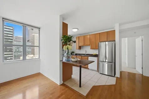 125 South Jefferson Street Chicago IL 60661
