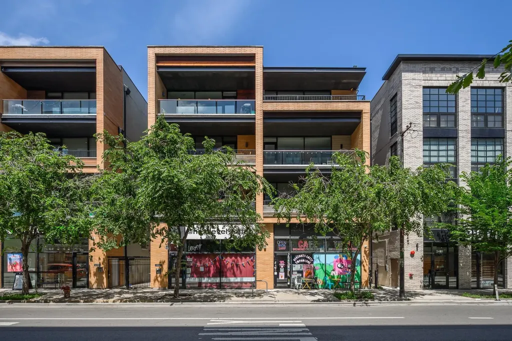 2491 North Milwaukee Avenue Chicago IL 60647