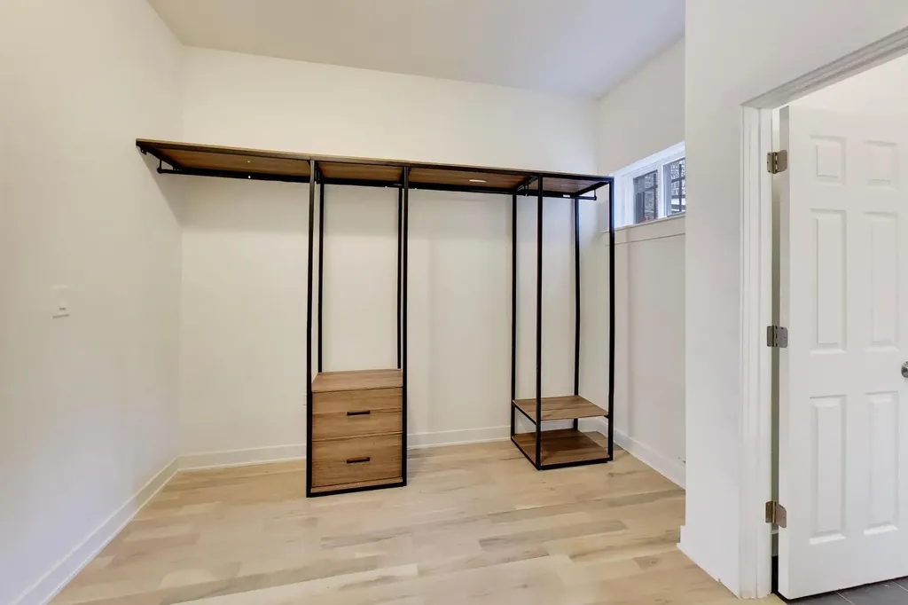 5714 South Prairie Avenue Chicago IL 60637