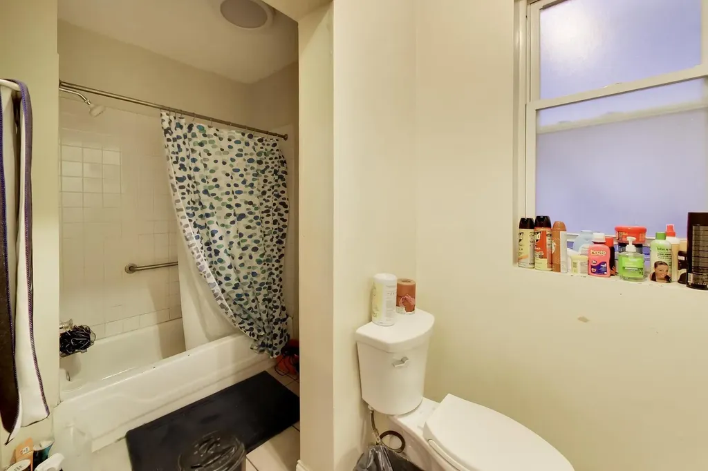 5714 South Prairie Avenue Chicago IL 60637