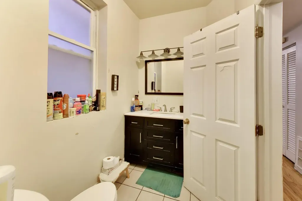 5714 South Prairie Avenue Chicago IL 60637