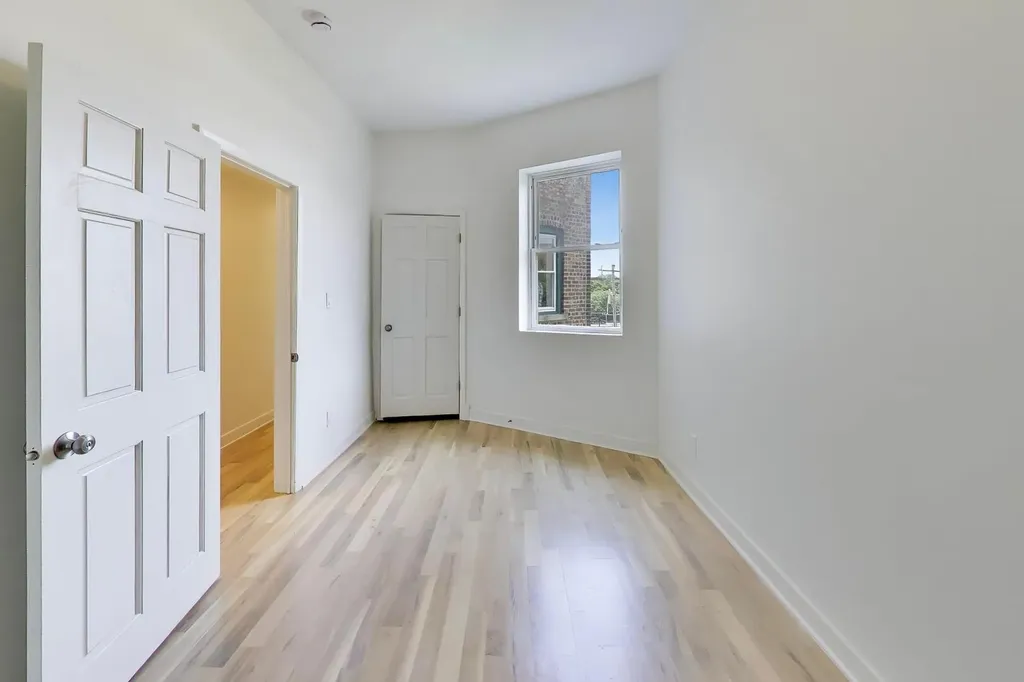 5714 South Prairie Avenue Chicago IL 60637