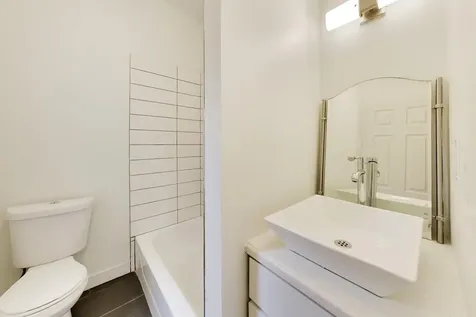 5714 South Prairie Avenue Chicago IL 60637