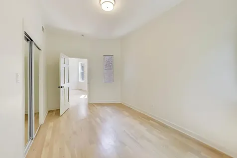 5714 South Prairie Avenue Chicago IL 60637