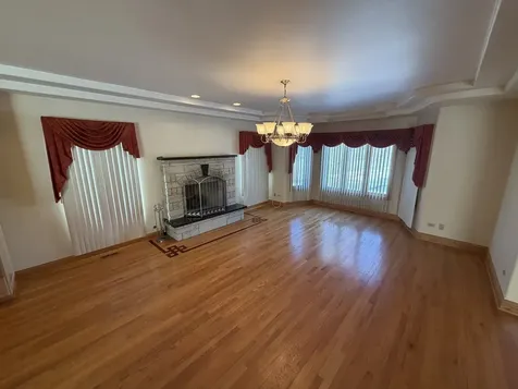 1004 Saddle Lane Lemont IL 60439