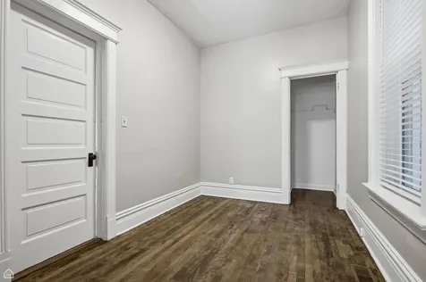 3751 North Clifton Avenue Chicago IL 60613