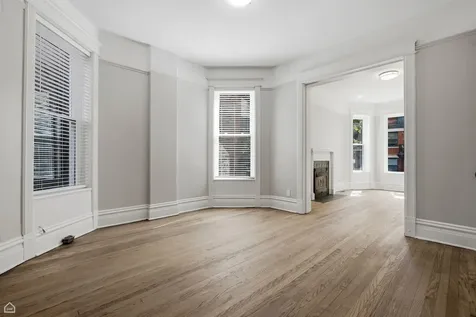 3751 North Clifton Avenue Chicago IL 60613