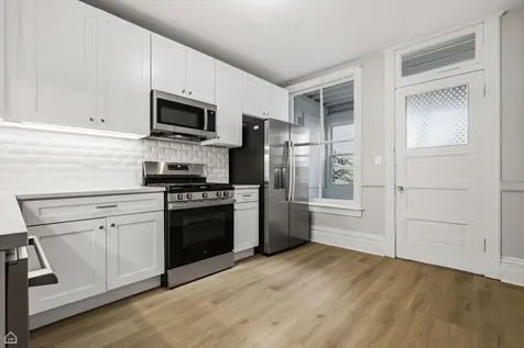 3751 North Clifton Avenue Chicago IL 60613