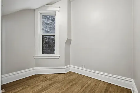 3751 North Clifton Avenue Chicago IL 60613