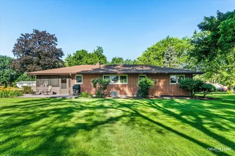 47 Pasadena Drive Oswego IL 60543