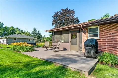 47 Pasadena Drive Oswego IL 60543