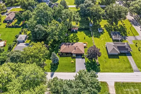 47 Pasadena Drive Oswego IL 60543