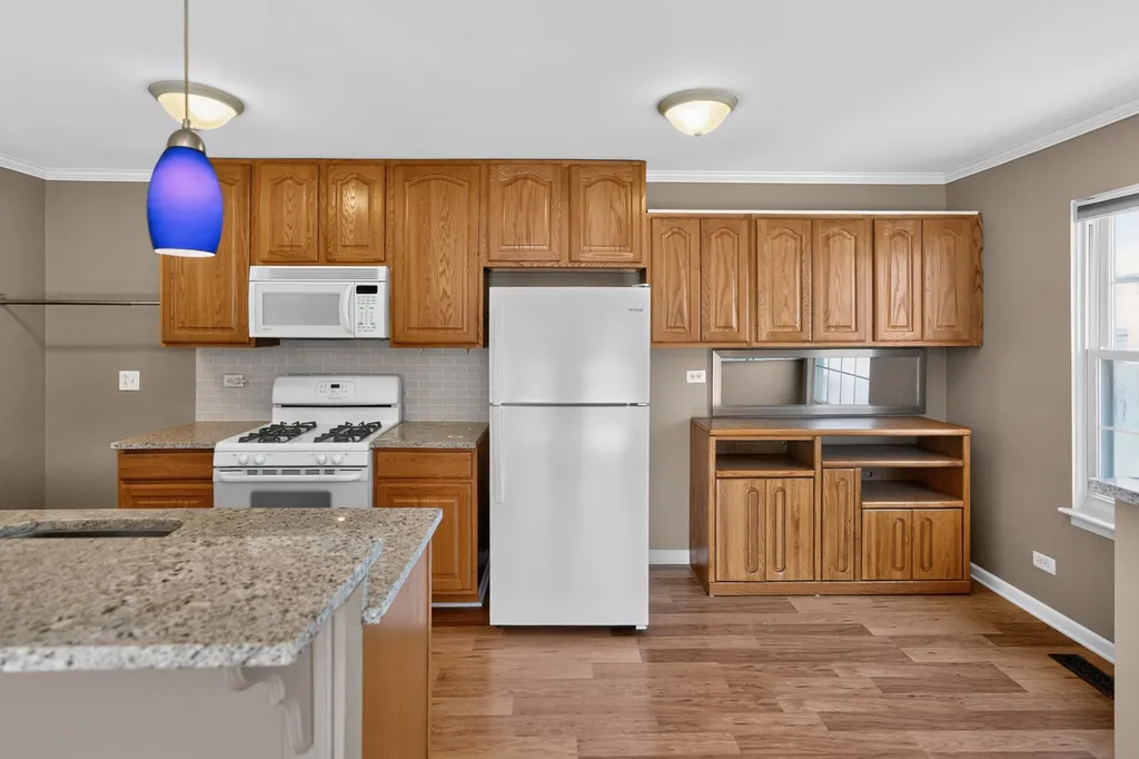 1370 Woodcutter Lane Wheaton IL 60189