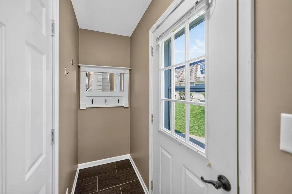 1370 Woodcutter Lane Wheaton IL 60189
