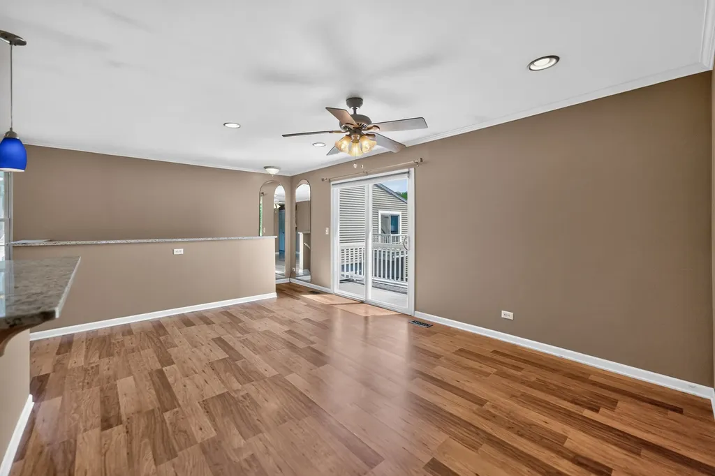 1370 Woodcutter Lane Wheaton IL 60189