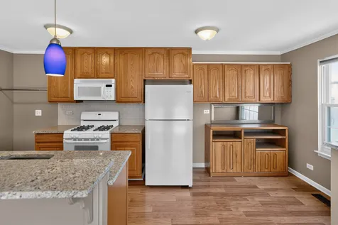 1370 Woodcutter Lane Wheaton IL 60189