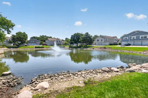 1370 Woodcutter Lane Wheaton IL 60189