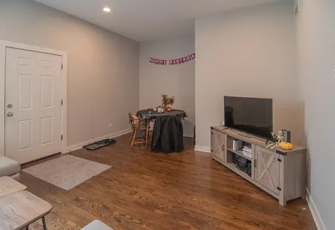 859 North Marshfield Avenue Chicago IL 60622