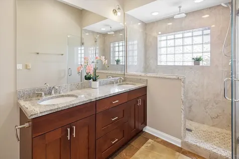 2930 North Elston Avenue Chicago IL 60618