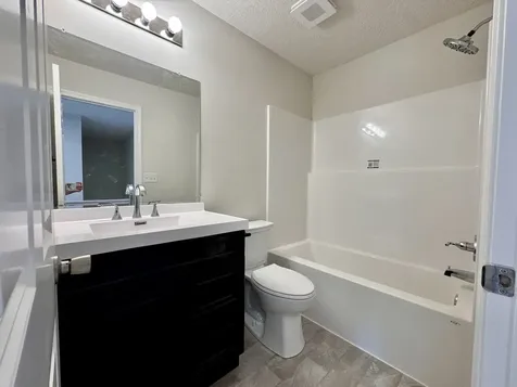 22 Richwood Trail Bloomington IL 61701