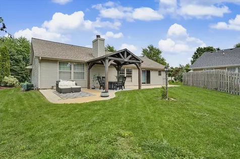3701 Englewood Drive Champaign IL 61822