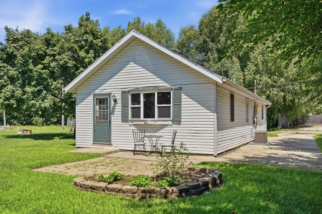 200 West 15th Street Rock Falls IL 61071